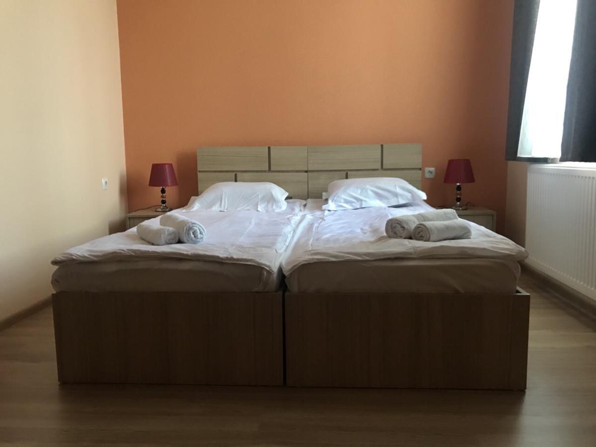 Kmg Hotel Khashuri Bagian luar foto